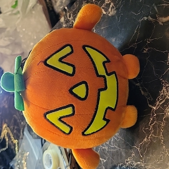 5inch tall plush Halloween toy pumpkin - Picture 1 of 3